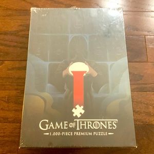 Game of Thrones 1,000 Piece Puzzle - “We Never Stop Playing” - NEW
